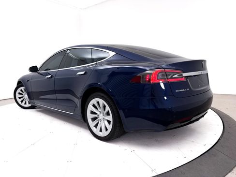 Used 2018 Tesla Model S 75D AWD/4WD image 2