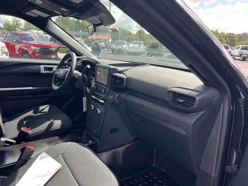 New 2025 Ford Explorer 4WD Police Interceptor image 11