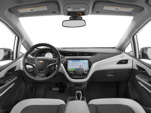 Used 2017 Chevrolet Bolt LT FWD image 5