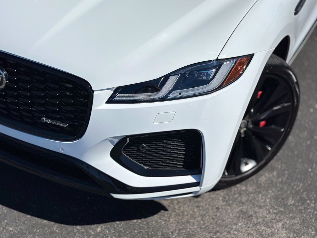 Used 2024 Jaguar F-PACE R-Dynamic S AWD/4WD image 3