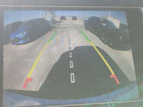 Used 2021 Jeep Grand Cherokee Laredo image 21