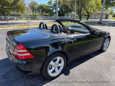 Used 2001 Mercedes-Benz SLK 320 image 4