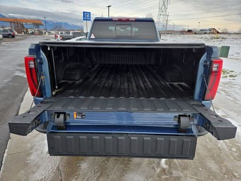 Used 2024 GMC Sierra 2500 Denali w/ Denali Reserve Package image 38