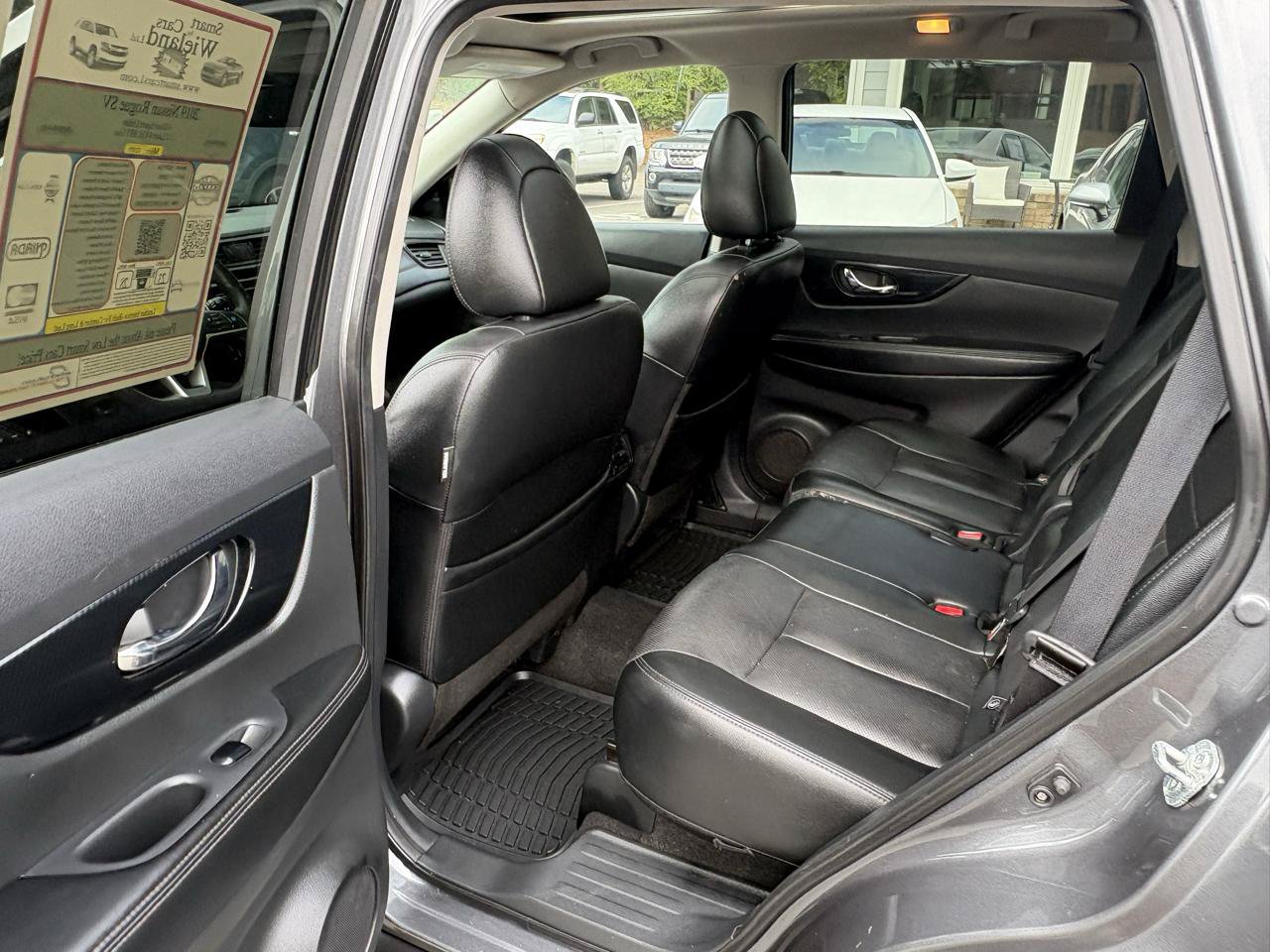 Used 2019 Nissan Rogue SL w/ Premium Package FWD image 11