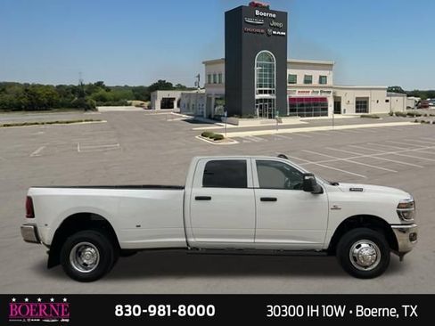 Used 2026 RAM 3500 Tradesman AWD/4WD image 9