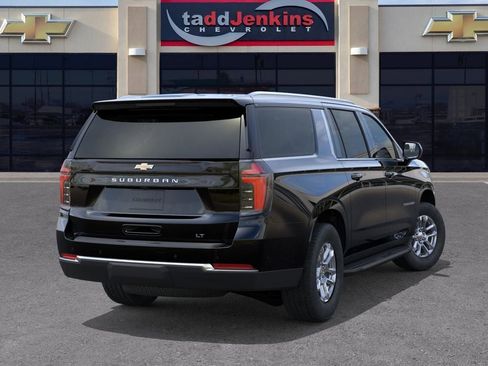 New 2026 Chevrolet Suburban LT AWD/4WD image 4