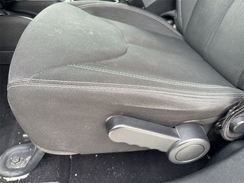 Used 2017 Jeep Wrangler Unlimited Sahara w/ Connectivity Group image 41