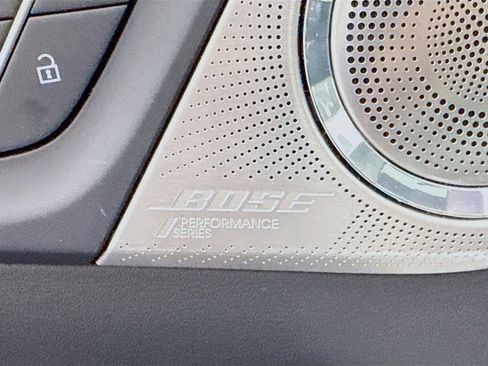 Used 2025 Buick Enclave Avenir w/ Super Cruise Package FWD image 19