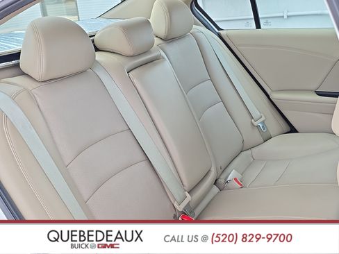 Used 2017 Honda Accord Touring image 27