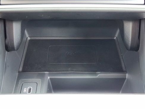 New 2024 Land Rover Range Rover Evoque S image 18