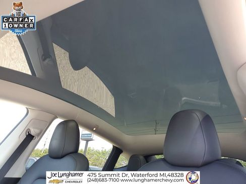 Used 2022 Tesla Model Y Performance AWD/4WD image 18