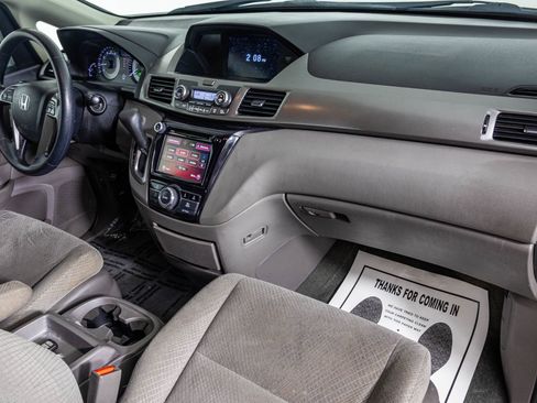 Used 2016 Honda Odyssey EX image 44