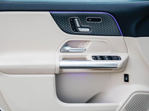 Certified 2025 Mercedes-Benz GLA 250 4MATIC image 20