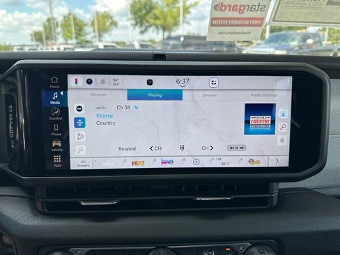 New 2025 Jeep Gladiator Sport image 68