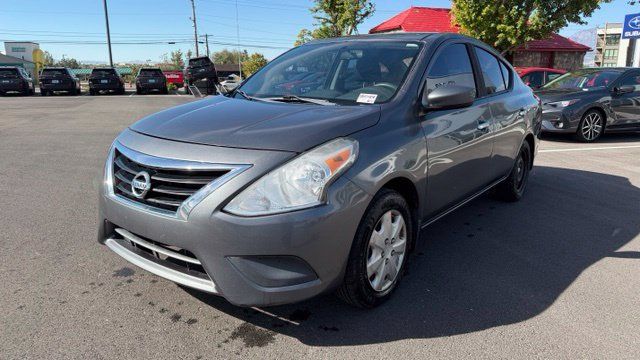 Used 2017 Nissan Versa SV FWD image 5