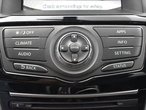 Used 2020 Nissan Pathfinder S FWD image 30