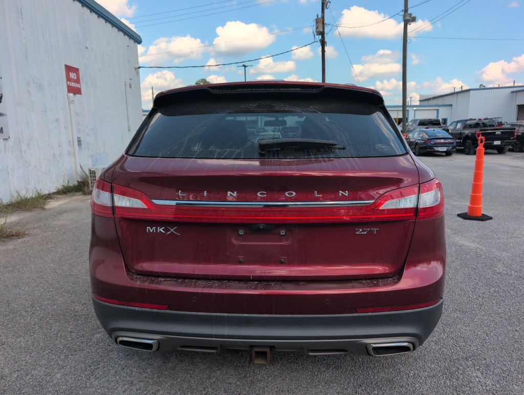 Used 2017 Lincoln MKX Reserve FWD image 7