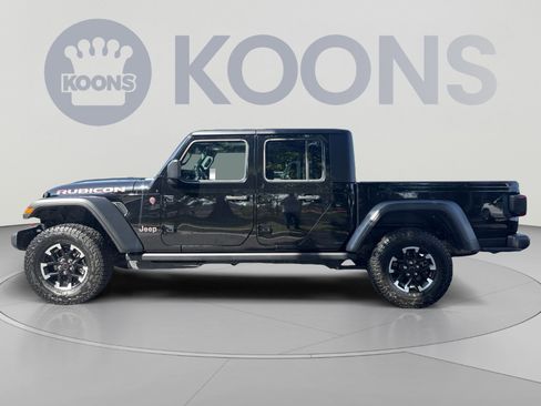 Used 2026 Jeep Gladiator Rubicon AWD/4WD image 2