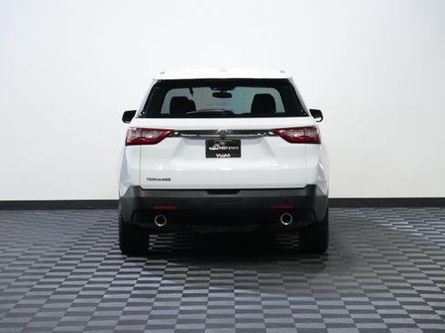 Used 2020 Chevrolet Traverse L FWD image 7