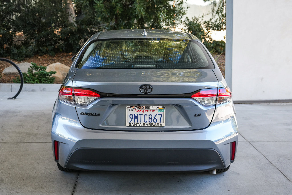 Used 2024 Toyota Corolla LE FWD image 5