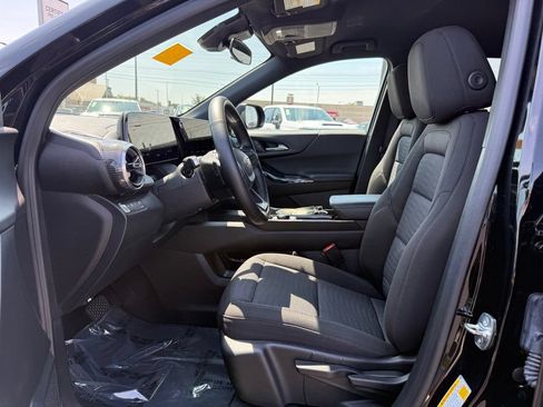 Used 2026 Chevrolet Equinox LT AWD/4WD image 23