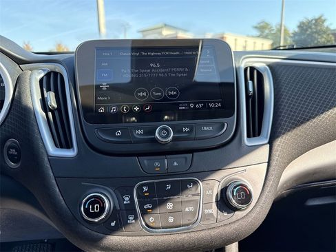 Used 2024 Chevrolet Malibu LT image 20