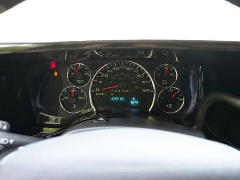 Used 2025 GMC Savana 2500 Extended w/ Driver Convenience Package RWD image 11