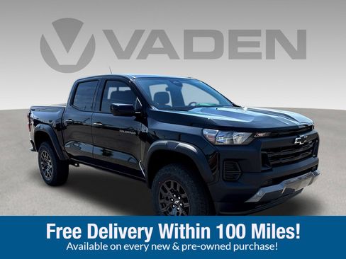New 2026 Chevrolet Colorado Trail Boss AWD/4WD image 1