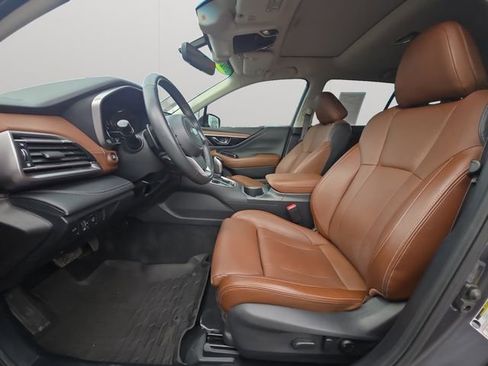 Used 2022 Subaru Outback Touring w/ Popular Package #2 image 10