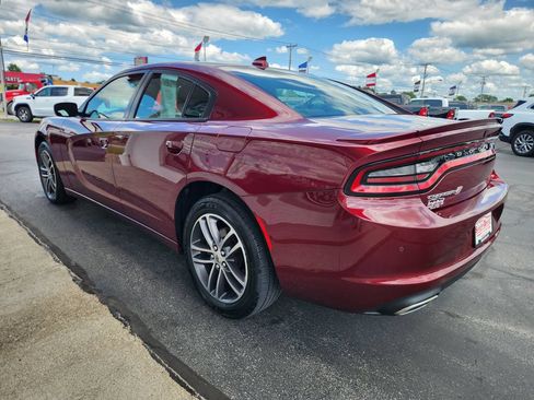 Used 2019 Dodge Charger SXT AWD/4WD image 5