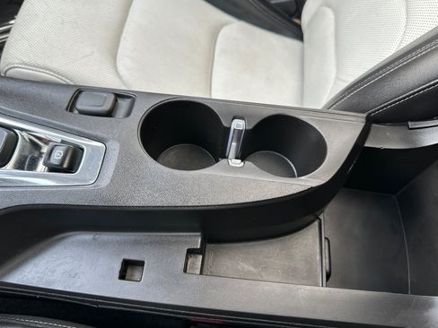 Used 2016 Chevrolet Camaro LT RWD image 31