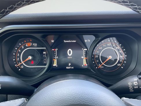 Used 2026 Jeep Wrangler Unlimited Sport AWD/4WD image 12