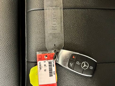 Used 2025 Mercedes-Benz CLA 250 image 26