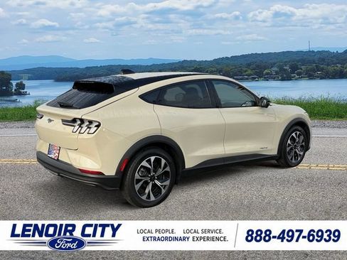 Used 2025 Ford Mustang Mach-E Select RWD image 3