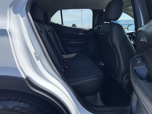 Used 2024 Buick Encore GX Preferred w/ Comfort Package FWD image 22