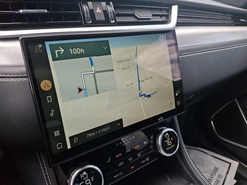 Used 2023 Jaguar F-PACE R-Dynamic S AWD/4WD image 17