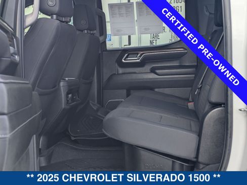 Used 2025 Chevrolet Silverado 1500 RST AWD/4WD image 17