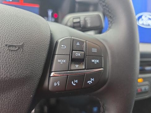 Used 2025 Ford Maverick XLT w/ XLT Luxury Package AWD/4WD image 17