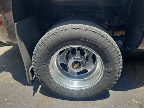 Used 2019 Chevrolet Silverado 3500 High Country w/ Duramax Plus Package AWD/4WD image 4