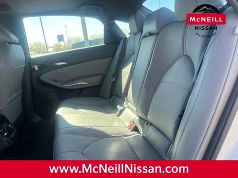Used 2019 Toyota Avalon Limited w/ Advanced Safety Package image 15