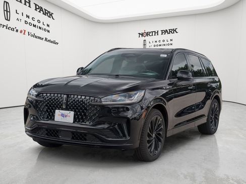 New 2026 Lincoln Aviator Reserve w/ Luxury Package RWD image 7