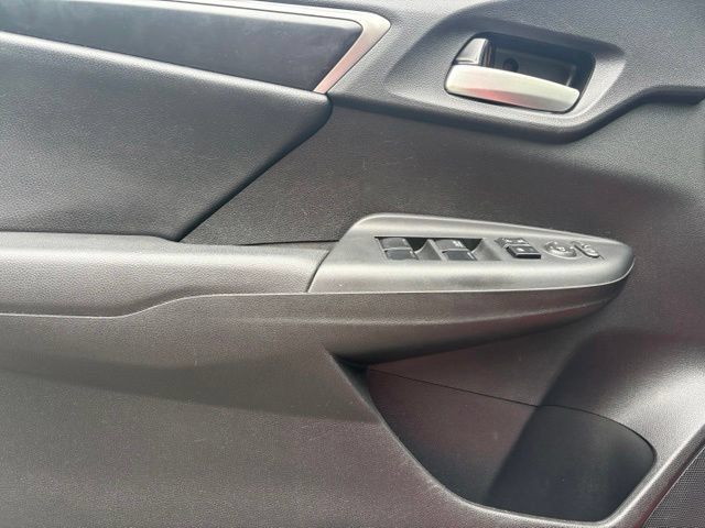 Used 2017 Honda Fit EX-L image 27