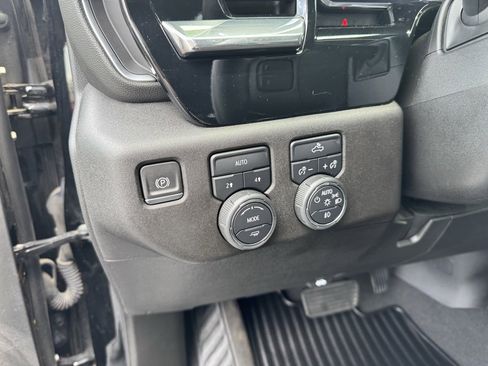 Used 2024 Chevrolet Silverado 1500 RST image 4