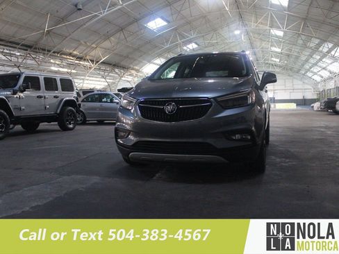 Used 2019 Buick Encore Essence image 3
