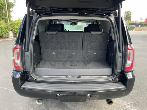 Used 2019 GMC Yukon SLT AWD/4WD image 4