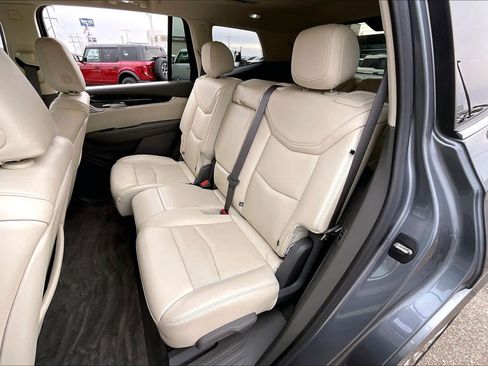 Used 2020 Cadillac XT6 Premium Luxury image 20