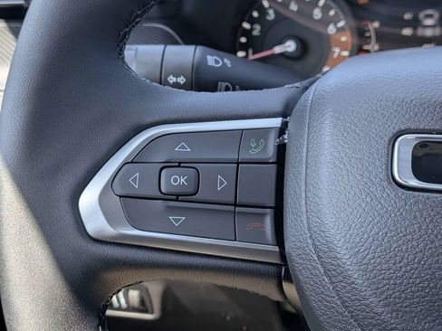 New 2026 Jeep Compass Latitude AWD/4WD image 23