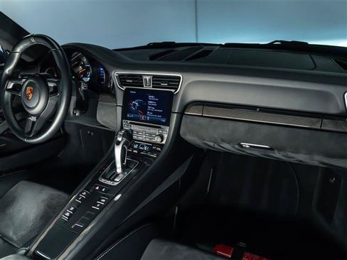 Certified 2019 Porsche 911 GT3 RS RWD image 27