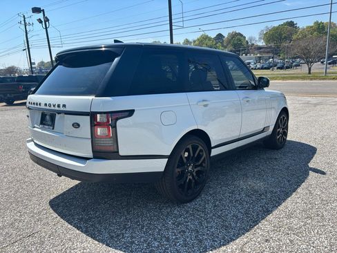 Used 2017 Land Rover Range Rover HSE image 6