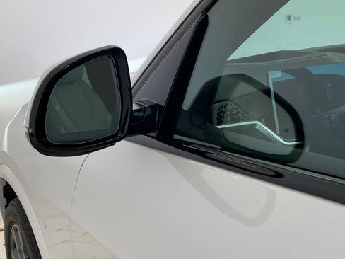 New 2026 BMW X5 xDrive40i w/ M Sport Package image 23